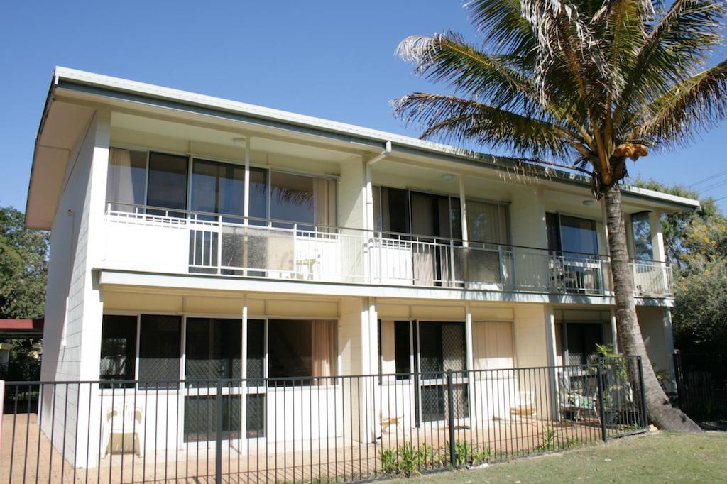 Pippies Beachhouse Backpackers 레인보우비치 외부 사진